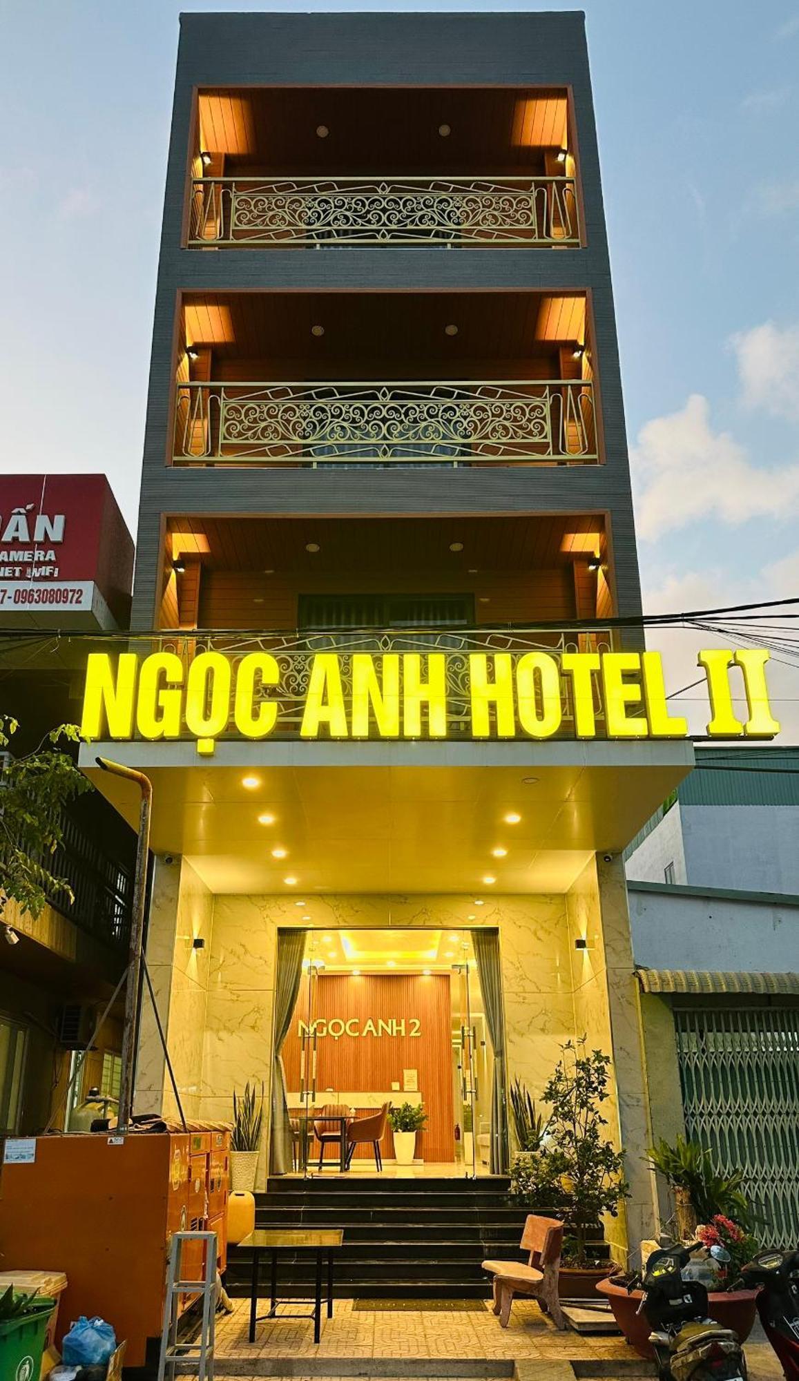 Ngoc Anh Hotel Chi Khu Co Ong Екстериор снимка
