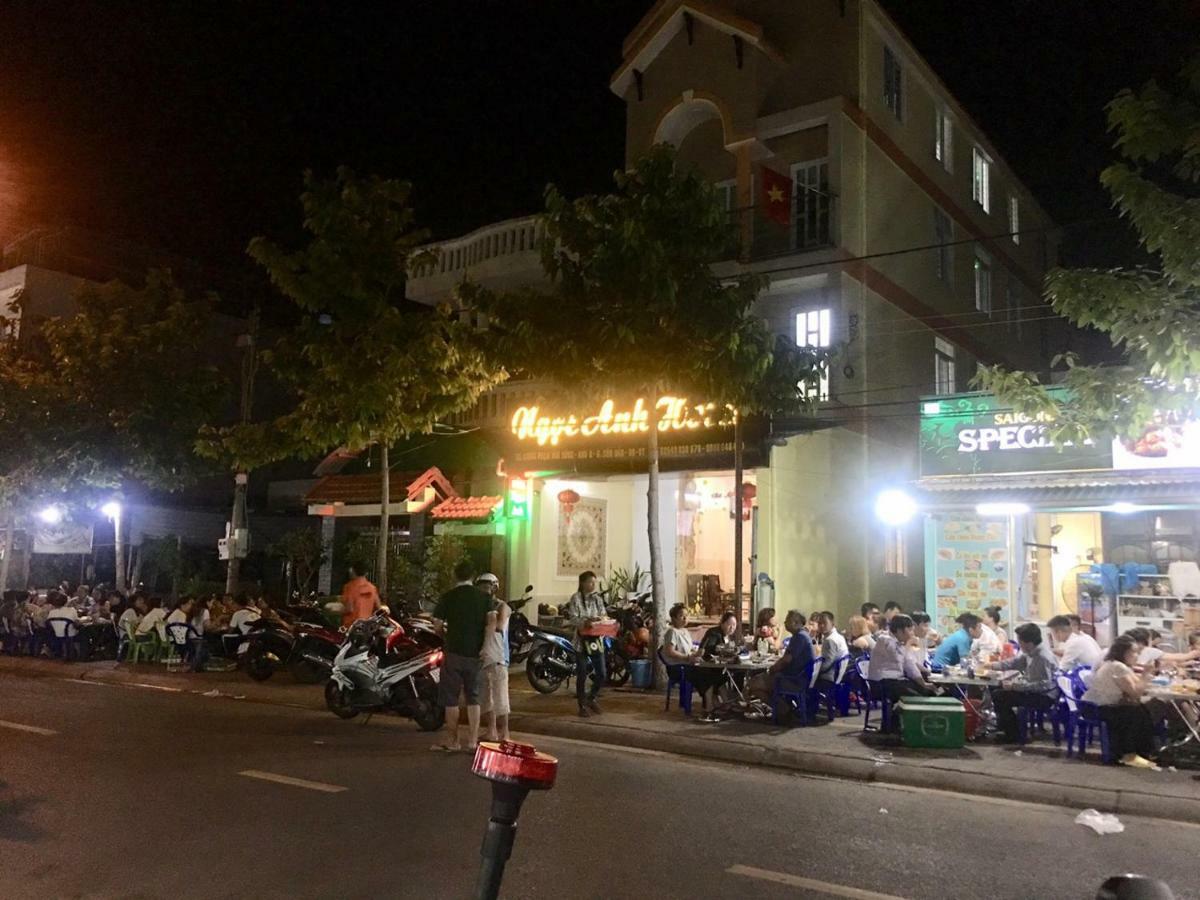 Ngoc Anh Hotel Chi Khu Co Ong Екстериор снимка